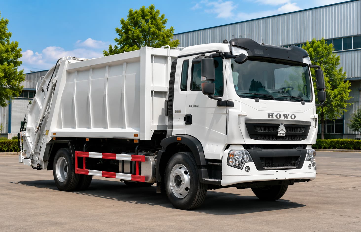 HOWO TX 4X2 – Waste Hauler 10m³